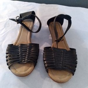 Indios by impucalza.  Size 24, US 7